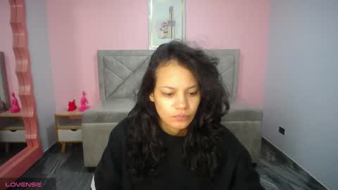 Snapshot of tyna_ch chatting on 06-09-26, 12:39 TYNA online show from 06-09-26, 12:39
