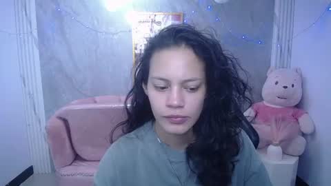 Snapshot of tyna_ch chatting on 06-20-26, 08:11 TYNA online show from 06-20-26, 08:11