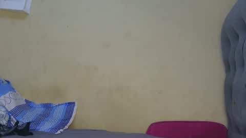 tynniee online show from 04-15-26, 11:16