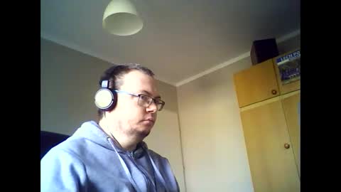 Snapshot of tyradi1991 chatting on 12-18-24, 12:07 tyradi1991 online show from 12-18-24, 12:07