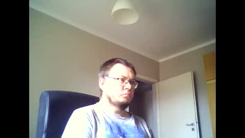 Snapshot of tyradi1991 chatting on 01-25-25, 10:19 tyradi1991 online show from 01-25-25, 10:19