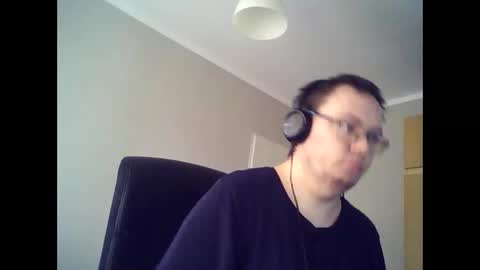 Snapshot of tyradi1991 chatting on 02-02-25, 12:24 tyradi1991 online show from 02-02-25, 12:24