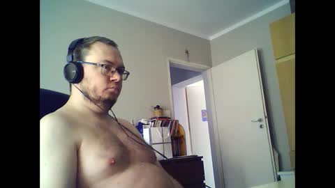 Snapshot of tyradi1991 chatting on 03-12-25, 09:02 tyradi1991 online show from 03-12-25, 09:02