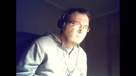 Snapshot of tyradi1991 chatting on 11-29-25, 05:05 tyradi1991 online show from 11-29-25, 05:05