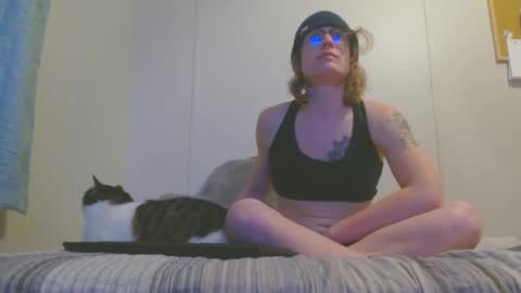 Snapshot of tyyyler93 chatting on 01-03-25, 01:27 TylerAlternative online show from 01-03-25, 01:27