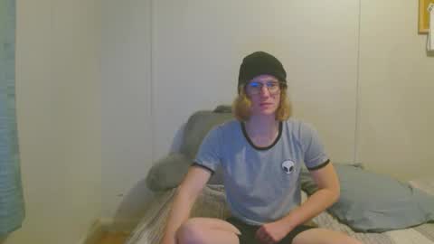 Snapshot of tyyyler93 chatting on 01-10-25, 12:06 TylerAlternative online show from 01-10-25, 12:06