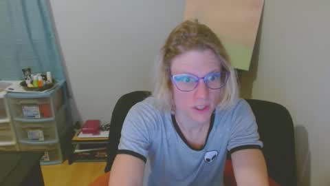 Snapshot of tyyyler93 chatting on 12-02-25, 03:12 TylerAlternative online show from 12-02-25, 03:12