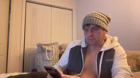 Snapshot of u_rfirst chatting on 12-23-24, 05:28 All4TheCookie online show from 12-23-24, 05:28