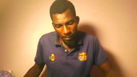 Snapshot of uae_love chatting on 06-27-26, 12:10 uae_love online show from 06-27-26, 12:10