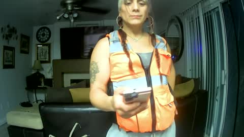 Snapshot of uandme_baby chatting on 07-13-26, 07:55 Azelia B online show from 07-13-26, 07:55