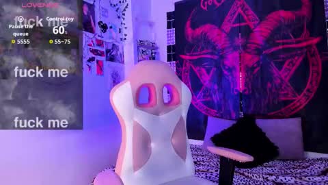 uchikydoll online show from 02-13-26, 11:45