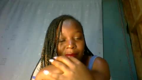 Snapshot of uckerpee chatting on 06-01-26, 01:07 thegoodbunny online show from 06-01-26, 01:07