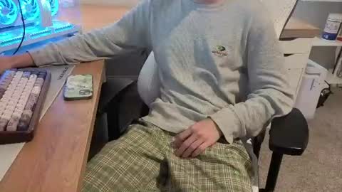 Snapshot of ufjsvskcn chatting on 07-22-26, 11:18 Love Lain online show from 07-22-26, 11:18
