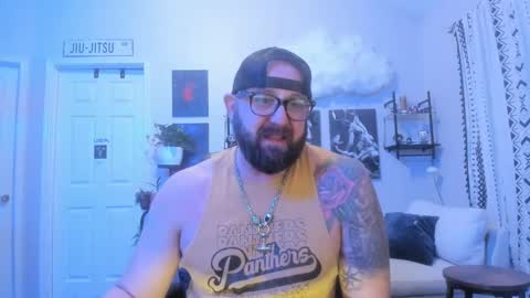 Snapshot of ugly_viking chatting on 12-12-24, 06:57 Ugly Viking online show from 12-12-24, 06:57