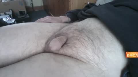 Hairy UK guy online show from 01-12-25, 10:45