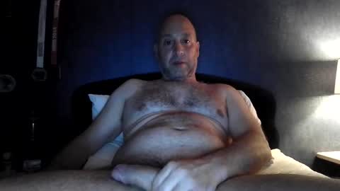 Snapshot of ukflasher chatting on 05-26-26, 09:55 ukflasher online show from 05-26-26, 09:55