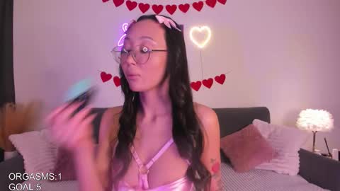 Naomi online show from 02-06-26, 11:13