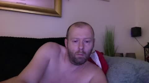 ukmatty3 online show from 12-18-24, 11:40