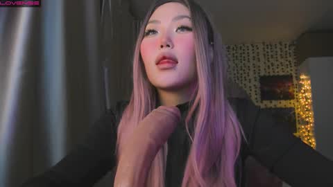 uko sa online show from 12-14-25, 04:34