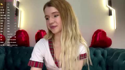 Vikki online show from 02-18-26, 03:08