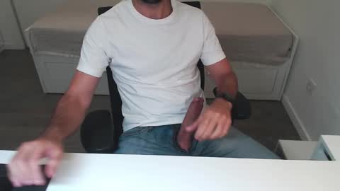 Ulep online show from 10-16-25, 10:27