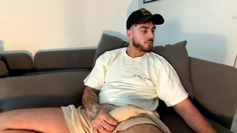 Snapshot of ulisesroca chatting on 07-18-26, 09:57 ulisesroca online show from 07-18-26, 09:57