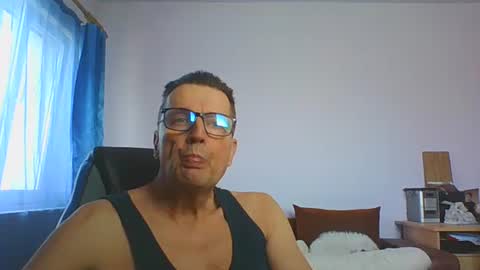 Snapshot of ulmeni4 chatting on 01-17-26, 07:24 ulmeni4 online show from 01-17-26, 07:24