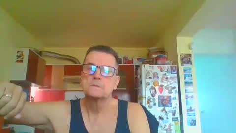 Snapshot of ulmeni4 chatting on 02-05-26, 08:41 ulmeni4 online show from 02-05-26, 08:41