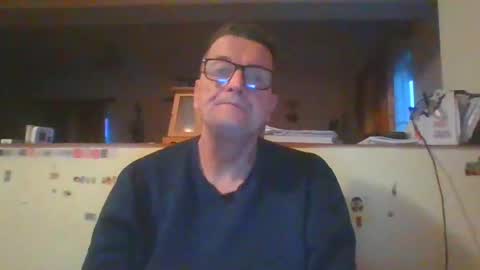 Snapshot of ulmeni4 chatting on 02-08-26, 05:44 ulmeni4 online show from 02-08-26, 05:44