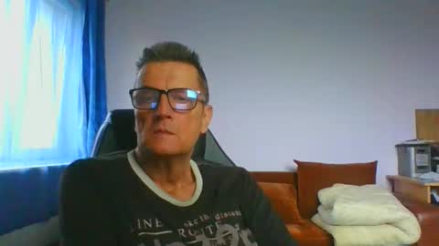 ulmeni7 online show from 06-01-26, 02:41