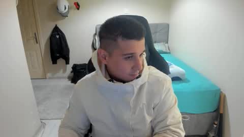 hi im mike tyson -  online show from 10-08-25, 08:50