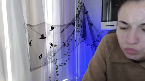 Ulyana online show from 10-26-25, 06:19