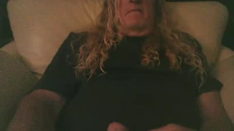 Snapshot of umbrado chatting on 06-27-26, 11:04 umbrado online show from 06-27-26, 11:04