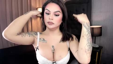 Snapshot of unbotheredprincess chatting on 10-28-25, 07:38 Lady tan online show from 10-28-25, 07:38