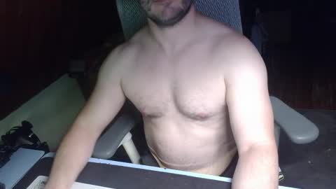 Under the desk online show from 04-16-26, 09:39