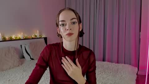 Snapshot of under_the_skin chatting on 02-01-26, 04:49 Under The Skin online show from 02-01-26, 04:49