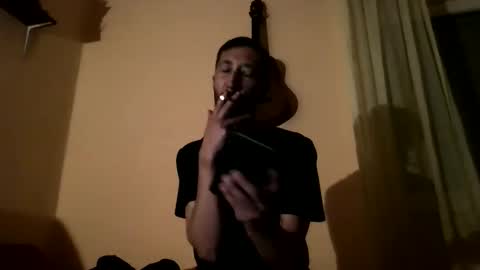 Snapshot of underguy19 chatting on 10-11-25, 09:24 underguy19 online show from 10-11-25, 09:24