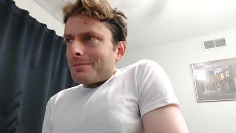 Snapshot of undress_me_ chatting on 12-10-24, 02:17 undress me online show from 12-10-24, 02:17