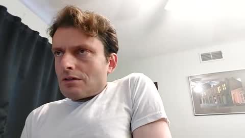 Snapshot of undress_me_ chatting on 12-25-24, 06:19 undress me online show from 12-25-24, 06:19