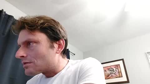 Snapshot of undress_me_ chatting on 01-05-25, 02:27 undress me online show from 01-05-25, 02:27