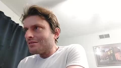 Snapshot of undress_me_ chatting on 02-21-25, 02:50 undress me online show from 02-21-25, 02:50