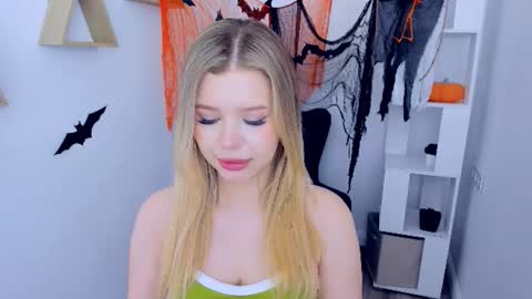 Alice online show from 11-02-25, 11:34