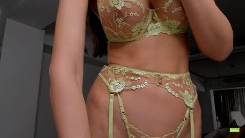 Silvia online show from 12-04-24, 06:39