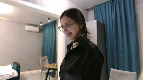 Snapshot of uninvited_raccoon chatting on 02-11-26, 09:09 uninvited_raccoon online show from 02-11-26, 09:09