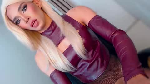 Miss Andrea online show from 03-31-26, 05:46