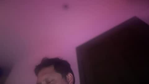 Snapshot of unkerned chatting on 10-28-25, 02:59 unkerned online show from 10-28-25, 02:59