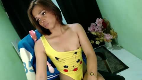 Snapshot of unknown_trans18 chatting on 01-11-25, 10:29 unknown_trans18 online show from 01-11-25, 10:29