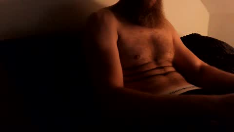 Snapshot of unknownbeard89 chatting on 12-14-24, 03:36 unknownbeard89 online show from 12-14-24, 03:36