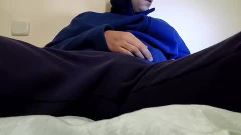 Snapshot of unknownuser414606 chatting on 10-28-25, 12:25 unknownuser414606 online show from 10-28-25, 12:25