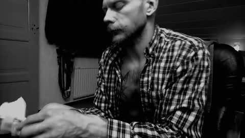 Snapshot of unlitimnaughty_ chatting on 02-22-25, 10:18 unlitimnaughty_ online show from 02-22-25, 10:18